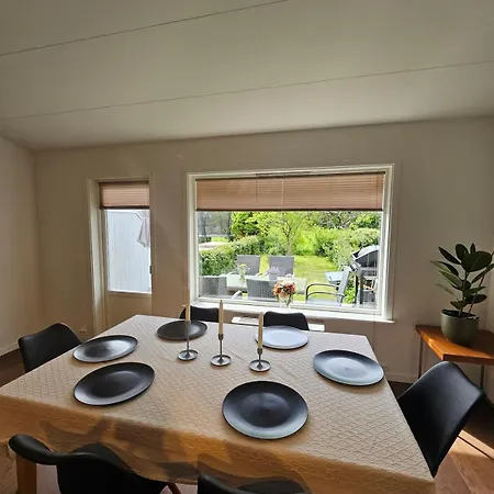 Nyaraló Family Friendly Townhouse - Close To Center And Zoo