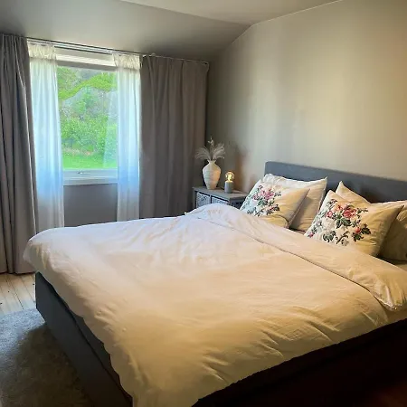 Family Friendly Townhouse - Close To Center And Zoo Ferienhaus *